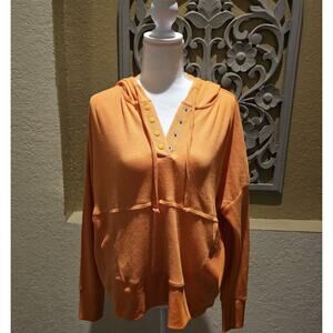 Body & Sol Size M Burnt Orange Waffle Knit Cabincore Henley Outdoorsy Layering